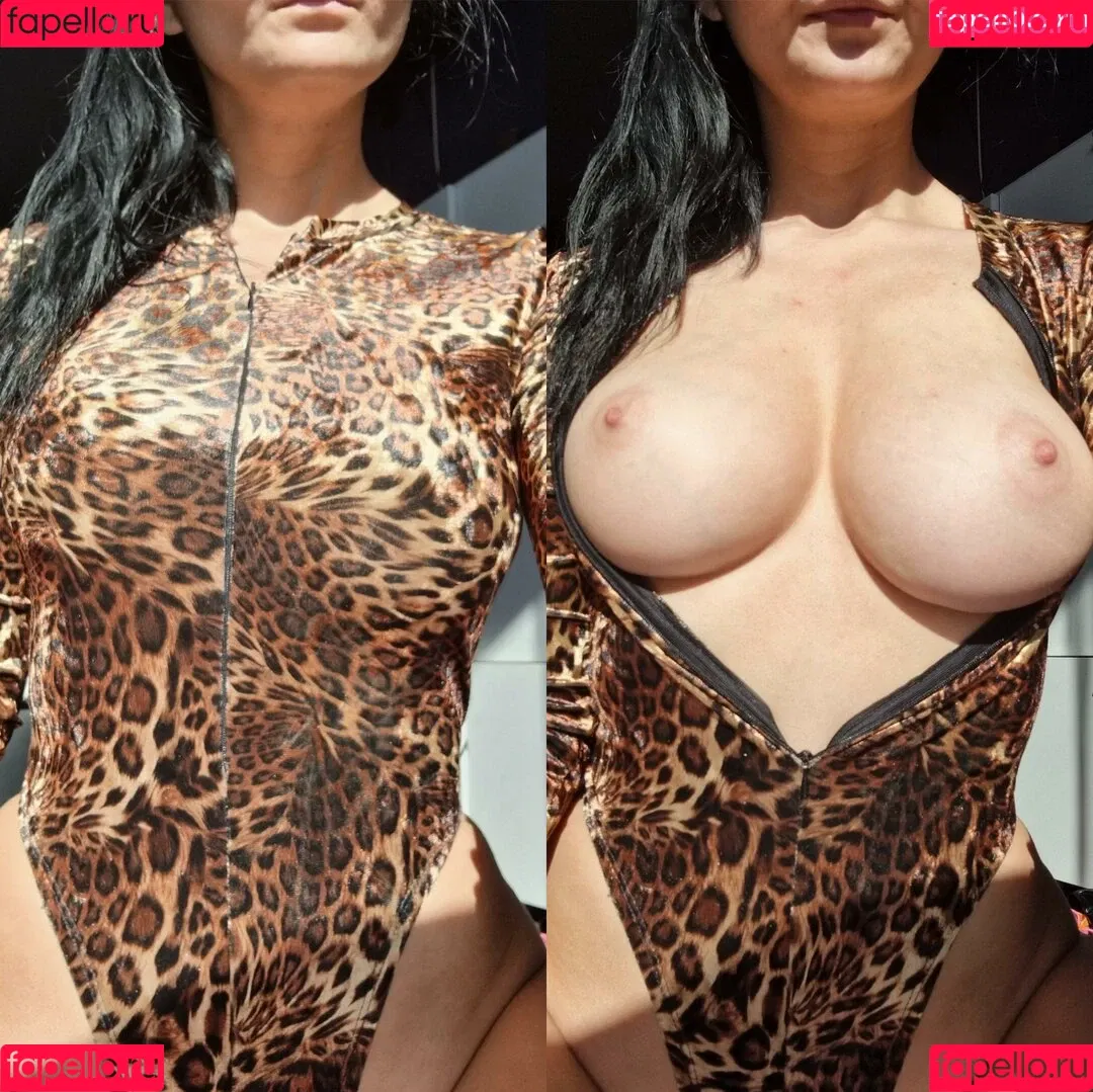 AtomicBrunette8 / Nina / atomicbrunette18 Onlyfans Photo Gallery 