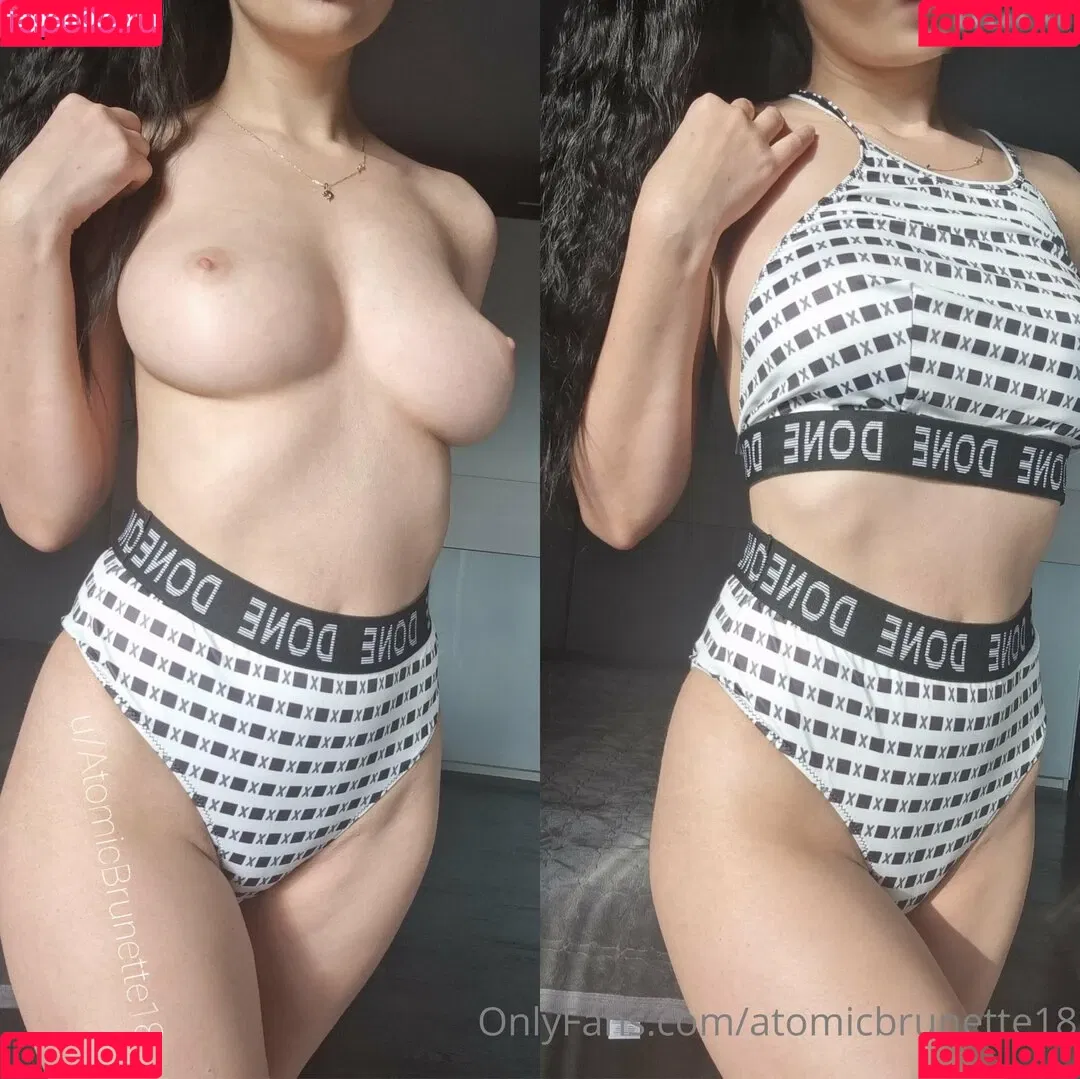 AtomicBrunette8 / Nina / atomicbrunette18 Onlyfans Photo Gallery 