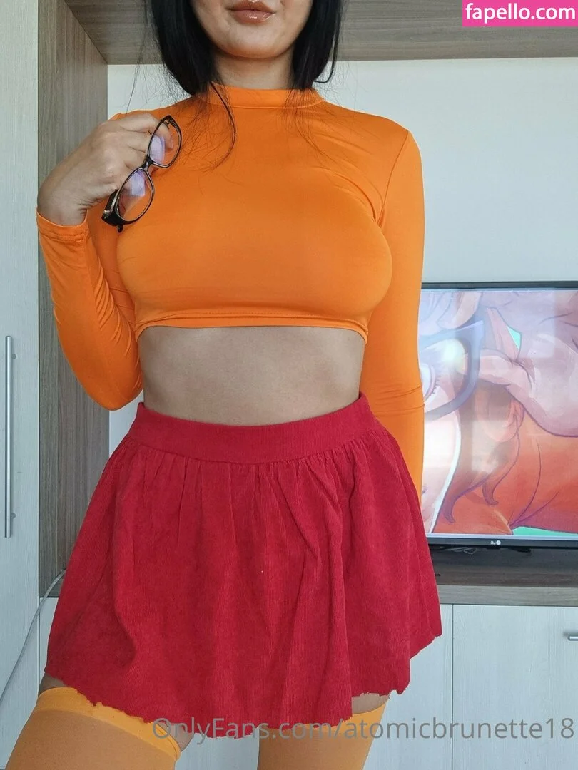 AtomicBrunette8 / Nina / atomicbrunette18 Onlyfans Photo Gallery 