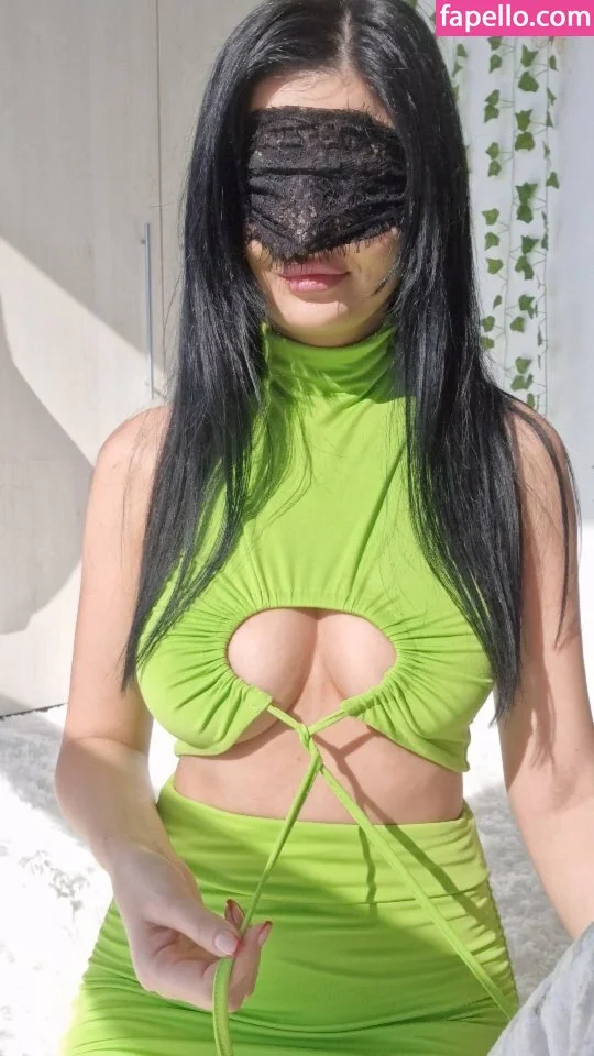 AtomicBrunette8 / Nina / atomicbrunette18 Onlyfans Photo Gallery 