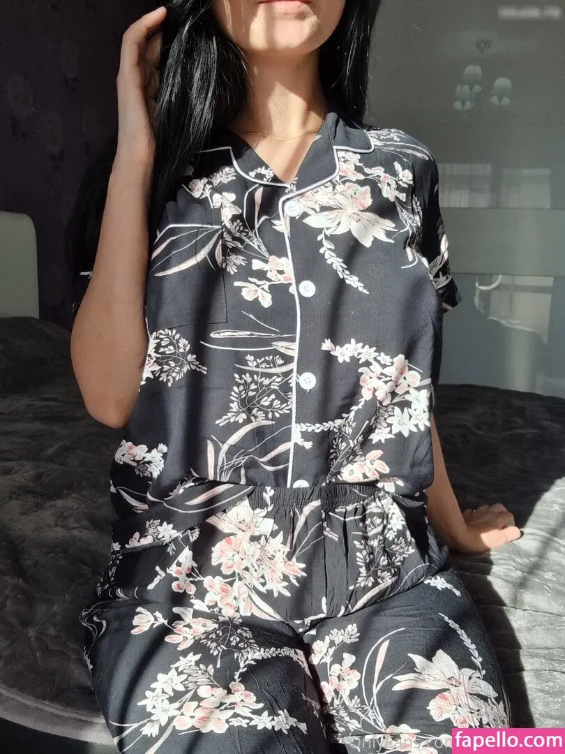 AtomicBrunette8 / Nina / atomicbrunette18 Onlyfans Photo Gallery 