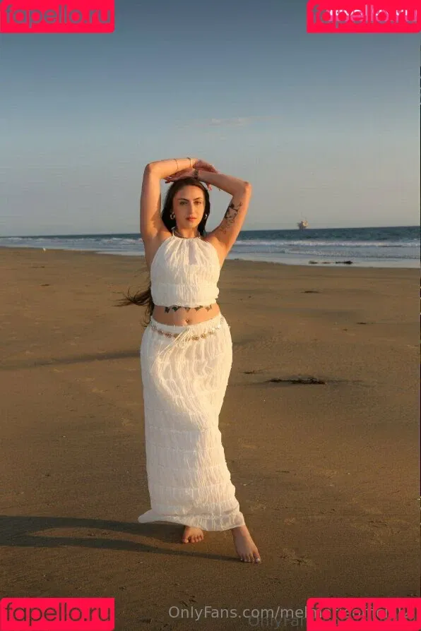 melmarieofficial2 Onlyfans Photo Gallery 