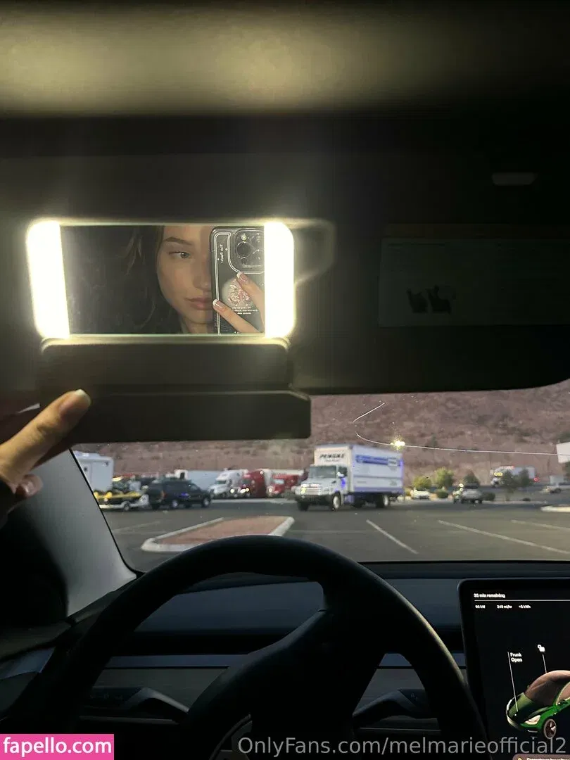 melmarieofficial2 Onlyfans Photo Gallery 