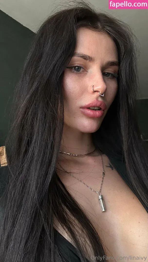 HoneyAddicted / LinaIvy / Xivylina / commanderivy Onlyfans Photo Gallery 