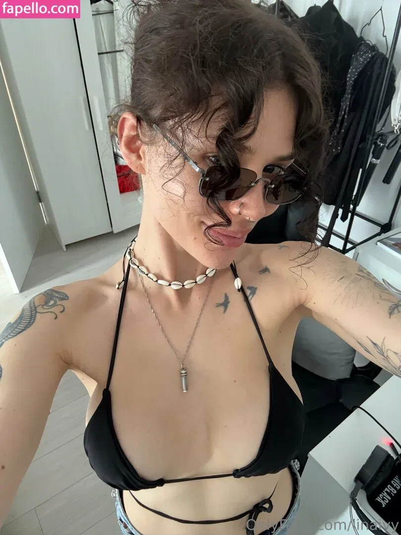 HoneyAddicted / LinaIvy / Xivylina / commanderivy Onlyfans Photo Gallery 