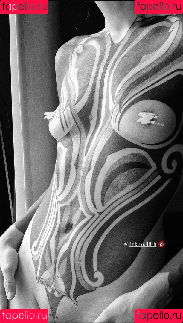 Lisbeth Mueller / Lisbethmueller / darkest.lilith / darkestlilith1 Onlyfans Photo Gallery 
