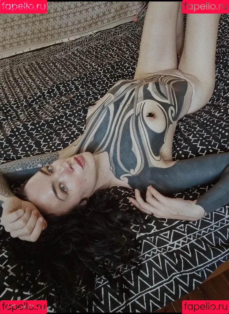 Lisbeth Mueller / Lisbethmueller / darkest.lilith / darkestlilith1 Onlyfans Photo Gallery 