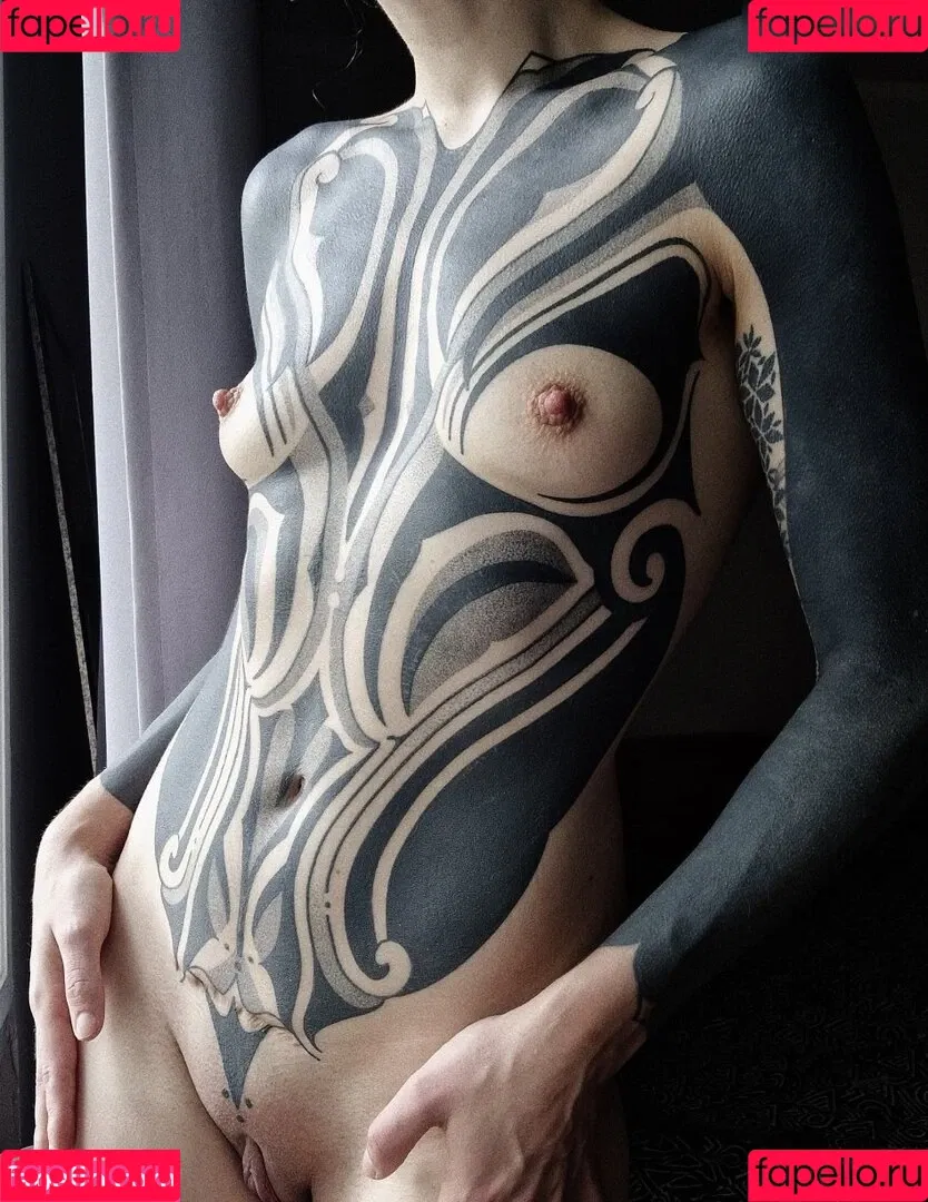 Lisbeth Mueller / Lisbethmueller / darkest.lilith / darkestlilith1 Onlyfans Photo Gallery 
