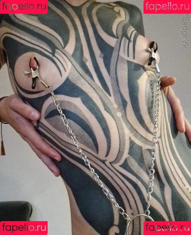 Lisbeth Mueller / Lisbethmueller / darkest.lilith / darkestlilith1 Onlyfans Photo Gallery 