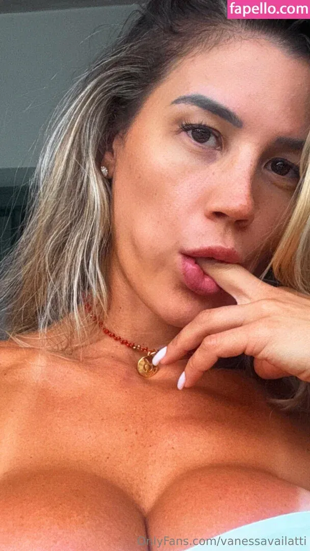vanessavailatti / vanessinha.vailatti Onlyfans Photo Gallery 
