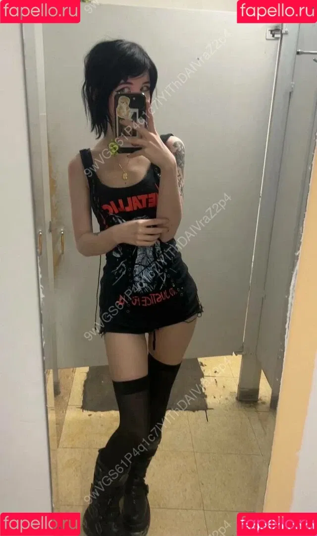 Sushiflavoredmilk / sushiflvredmilk Onlyfans Photo Gallery 