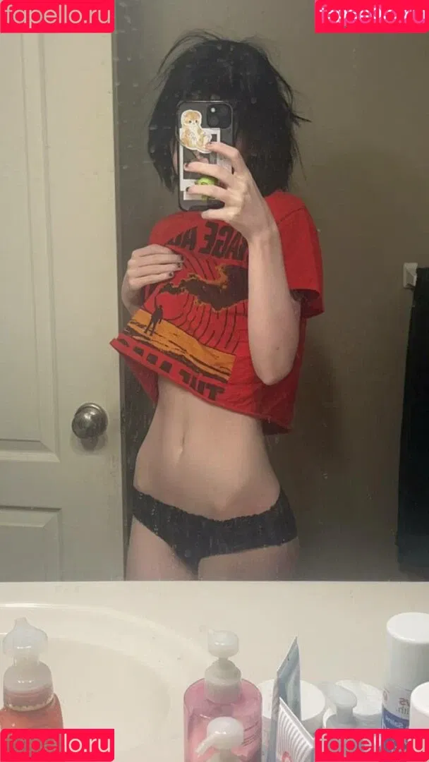 Sushiflavoredmilk / sushiflvredmilk Onlyfans Photo Gallery 