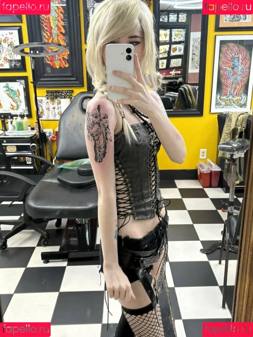 Sushiflavoredmilk / sushiflvredmilk Onlyfans Photo Gallery 