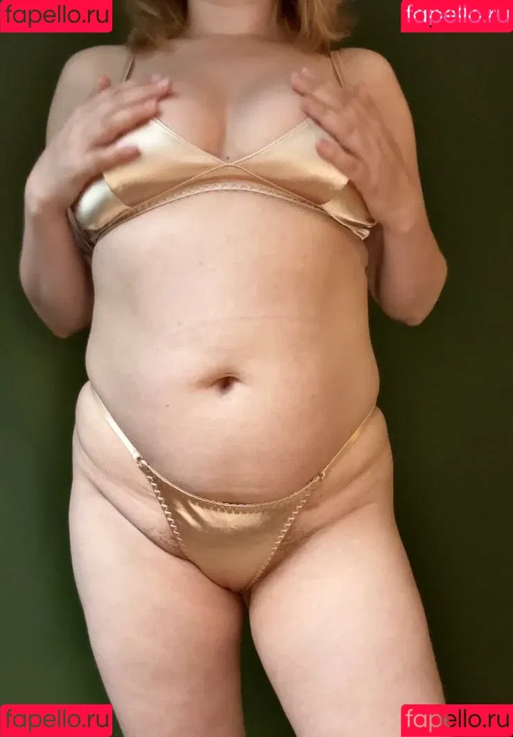 Lady Abigaëlle / https: / ladyabigaelle Onlyfans Photo Gallery 