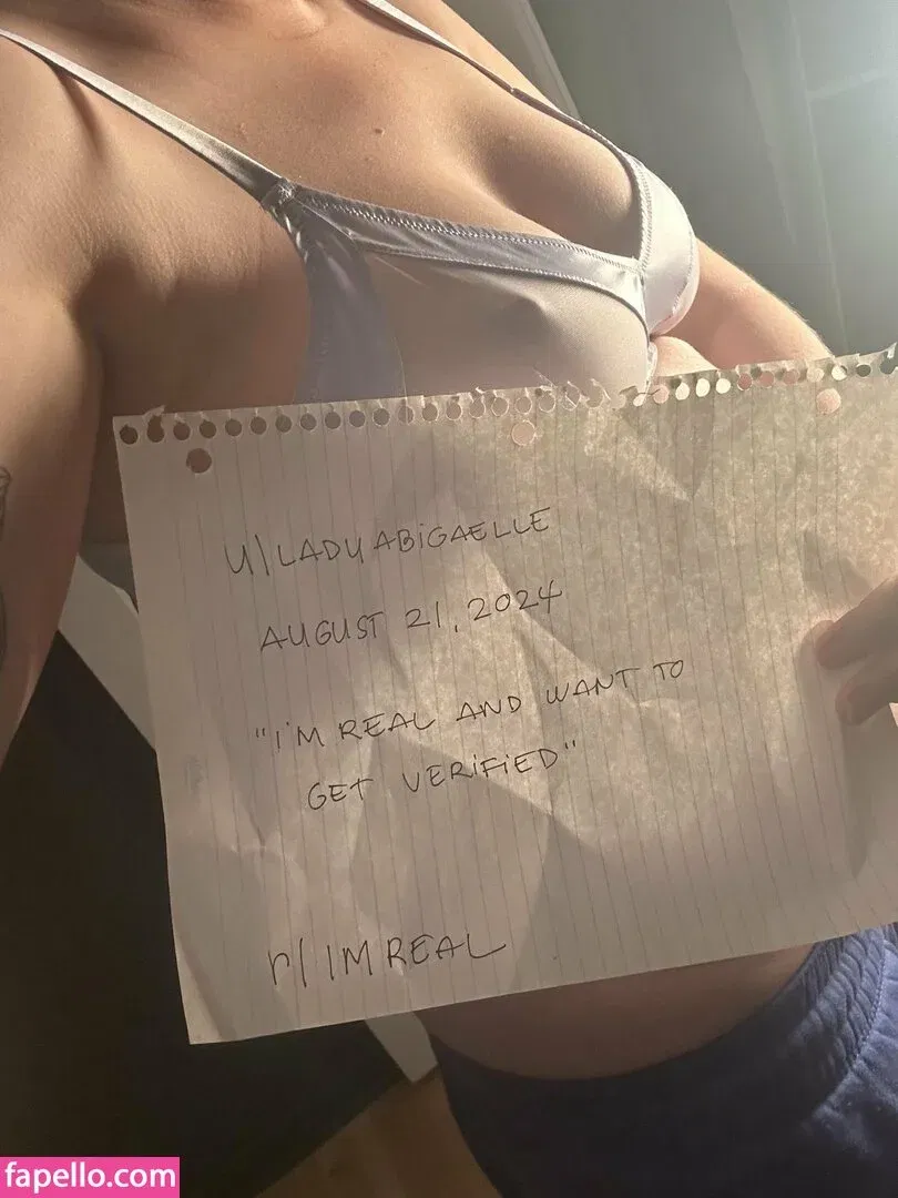 Lady Abigaëlle / https: / ladyabigaelle Onlyfans Photo Gallery 