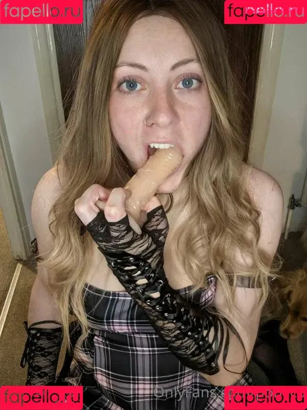 BDSMpony / cd_pony / ponycd Onlyfans Photo Gallery 