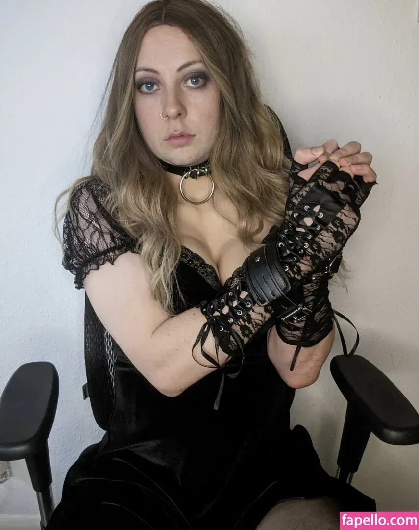 BDSMpony / cd_pony / ponycd Onlyfans Photo Gallery 