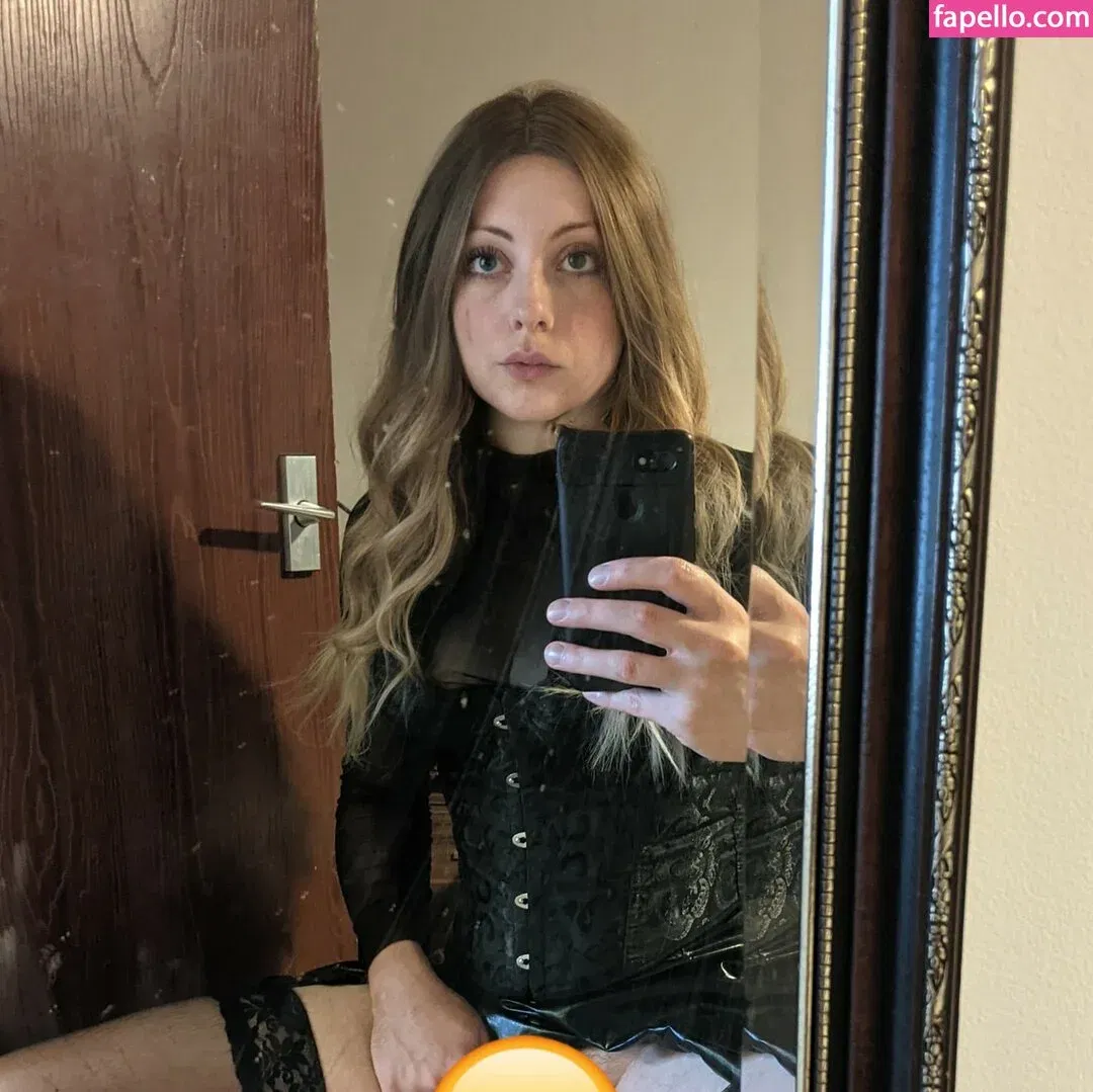 BDSMpony / cd_pony / ponycd Onlyfans Photo Gallery 