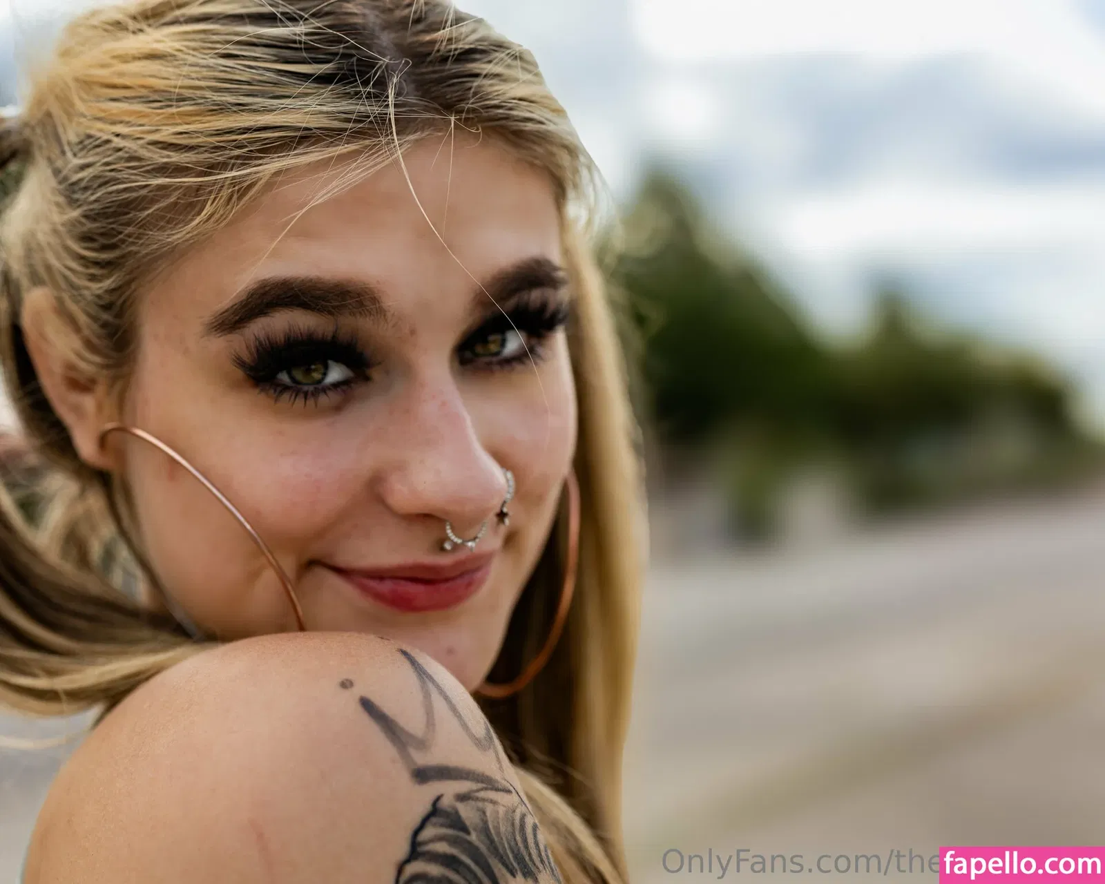 thereallivlust Onlyfans Photo Gallery 