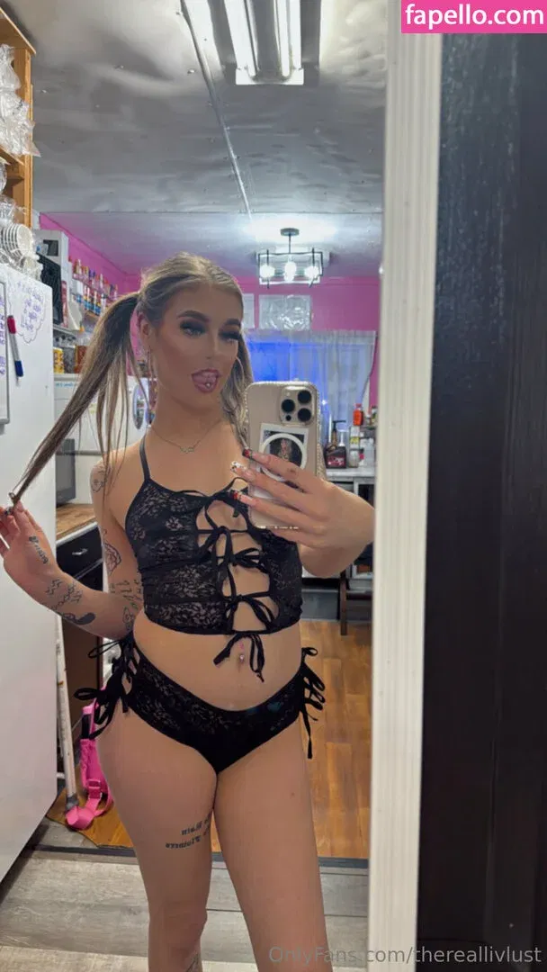 thereallivlust Onlyfans Photo Gallery 