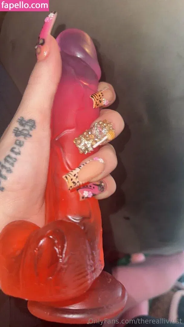 thereallivlust Onlyfans Photo Gallery 