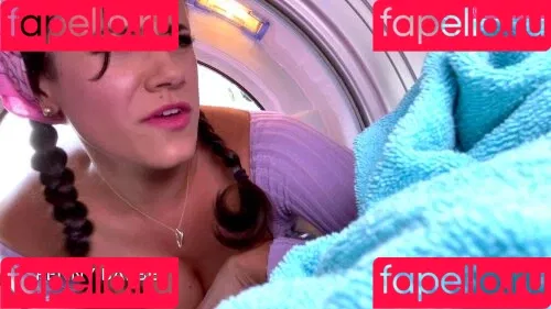 Pamperedpenny / Penny Barber / https: / penny2901 Onlyfans Photo Gallery 