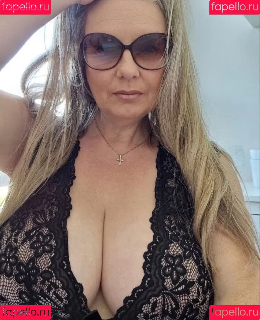 carla36gg / carlaangeline Onlyfans Photo Gallery 