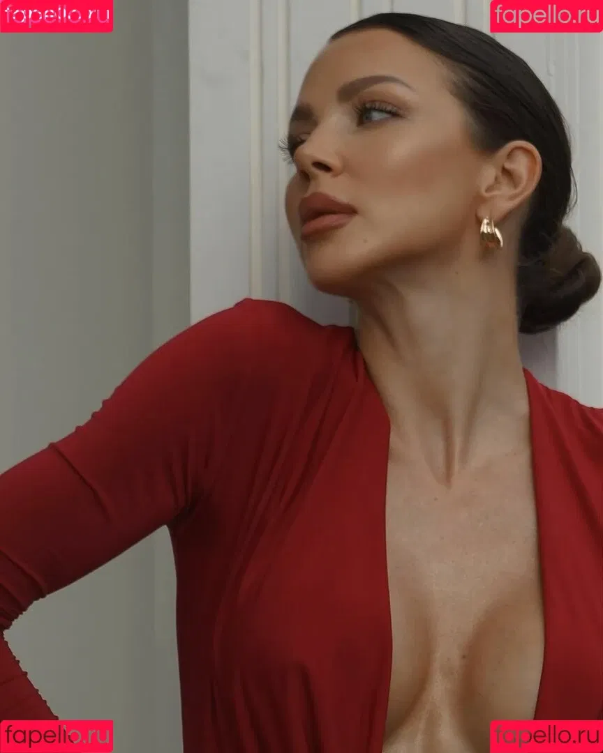 Aminova Inna / aminova.inna.555 / missinna Onlyfans Photo Gallery 