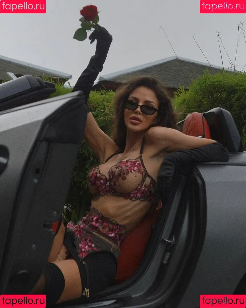 Aminova Inna / aminova.inna.555 / missinna Onlyfans Photo Gallery 