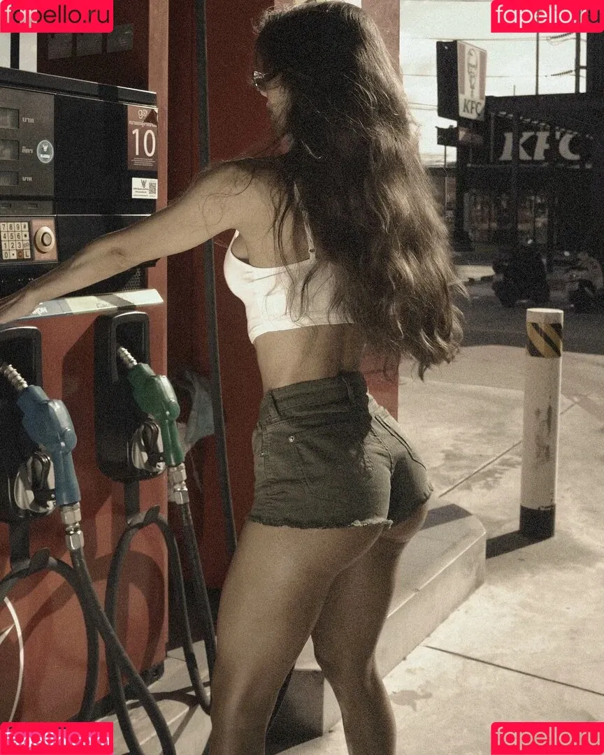 Aminova Inna / aminova.inna.555 / missinna Onlyfans Photo Gallery 