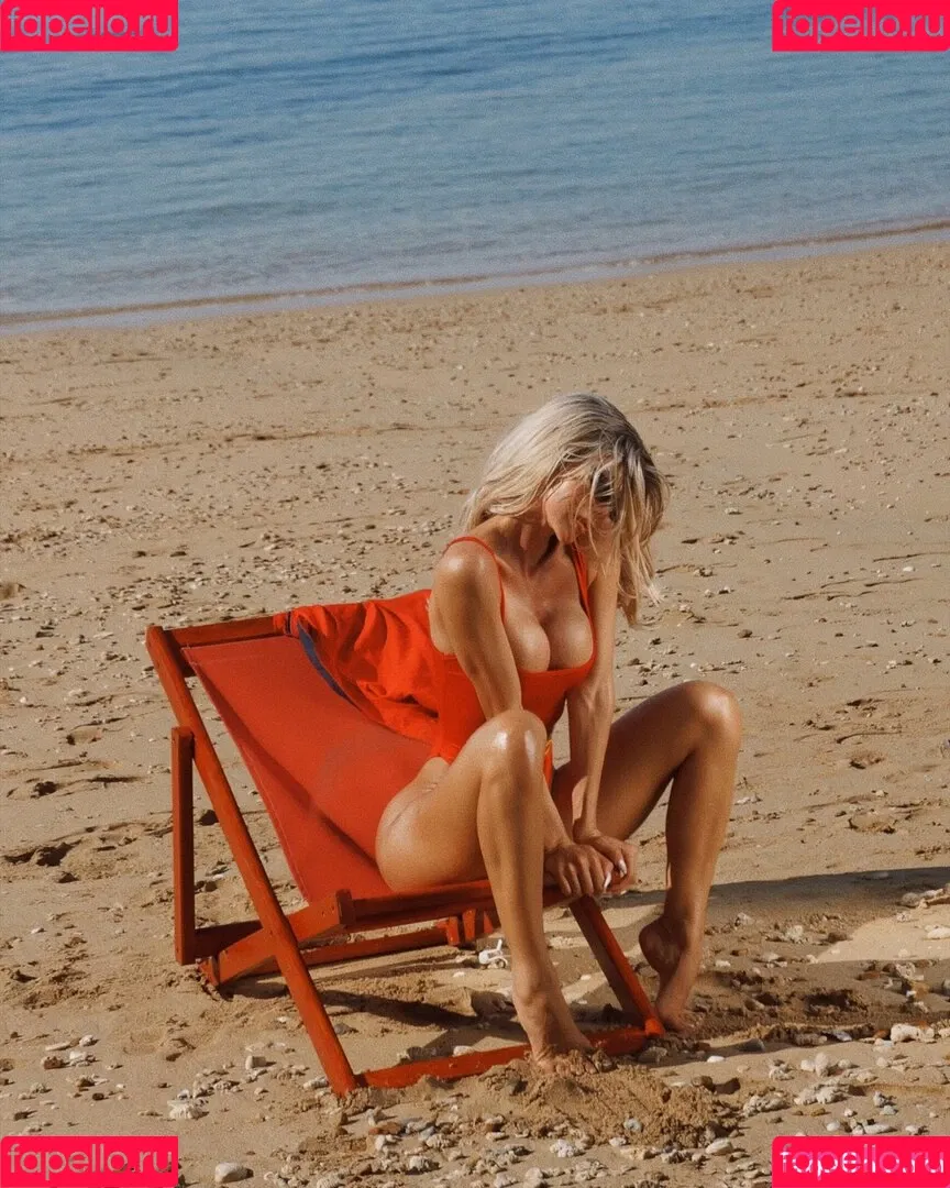 Aminova Inna / aminova.inna.555 / missinna Onlyfans Photo Gallery 
