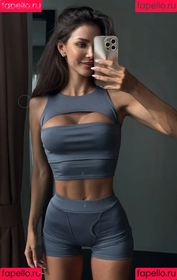 Aminova Inna / aminova.inna.555 / missinna Onlyfans Photo Gallery 