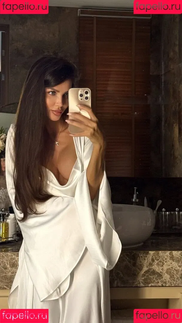 Aminova Inna / aminova.inna.555 / missinna Onlyfans Photo Gallery 