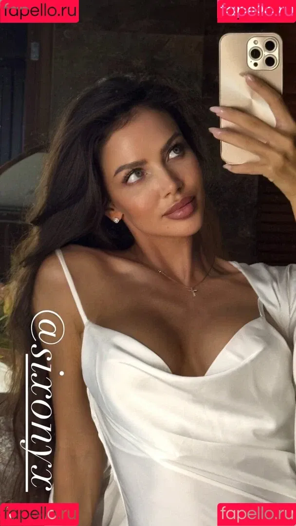 Aminova Inna / aminova.inna.555 / missinna Onlyfans Photo Gallery 