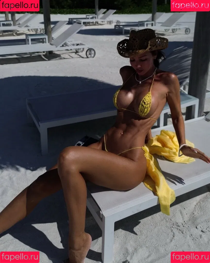 Aminova Inna / aminova.inna.555 / missinna Onlyfans Photo Gallery 