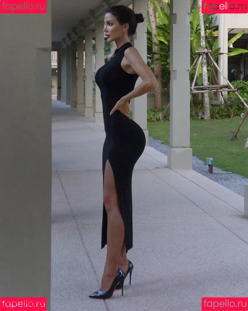 Aminova Inna / aminova.inna.555 / missinna Onlyfans Photo Gallery 