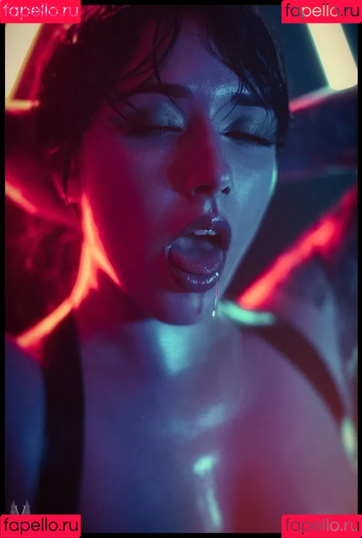 Sugar Plum Pixie / godsavecarolynj / godsavecarolynjean Onlyfans Photo Gallery 