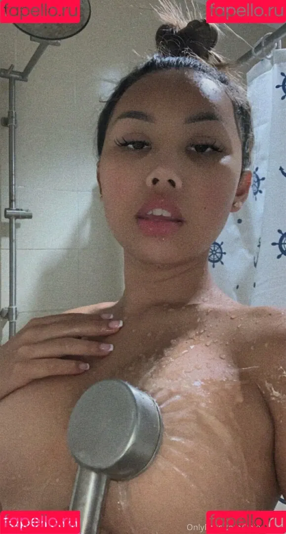 khloe2542 / khloeepcy Onlyfans Photo Gallery 