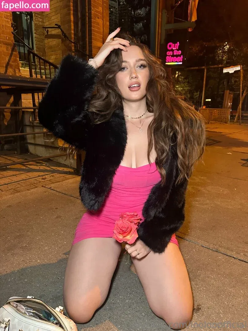 loolooofficial / probablylooloo Onlyfans Photo Gallery 