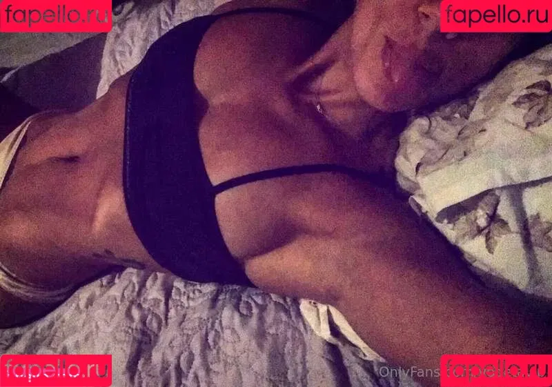 yogetasworld / yogetavip Onlyfans Photo Gallery 