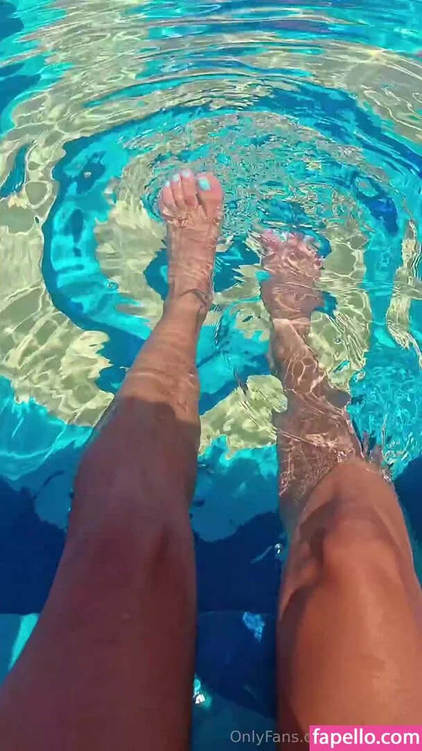 yogetasworld / yogetavip Onlyfans Photo Gallery 