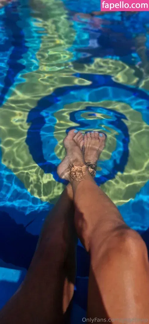 yogetasworld / yogetavip Onlyfans Photo Gallery 