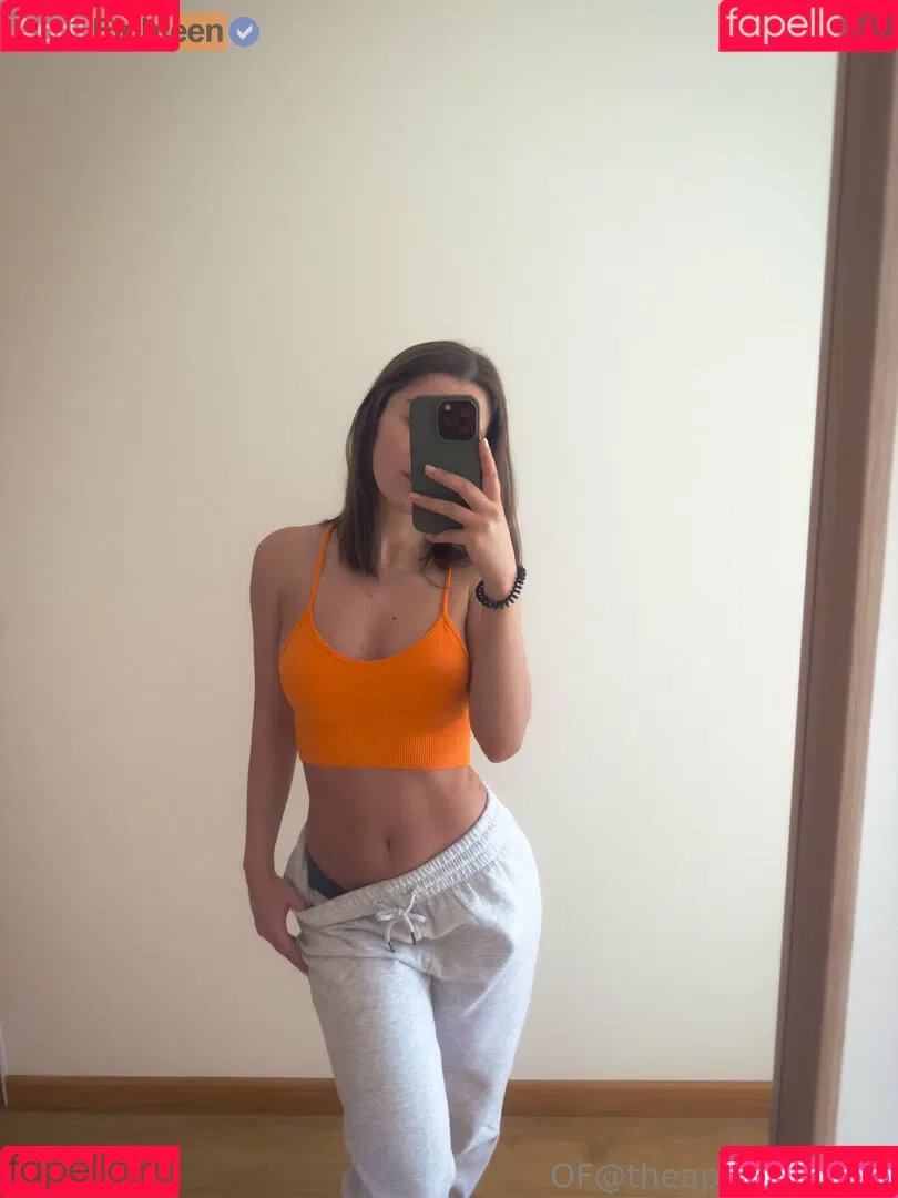 April Eighteen / theaprileighteen / therealapril18 Onlyfans Photo Gallery 