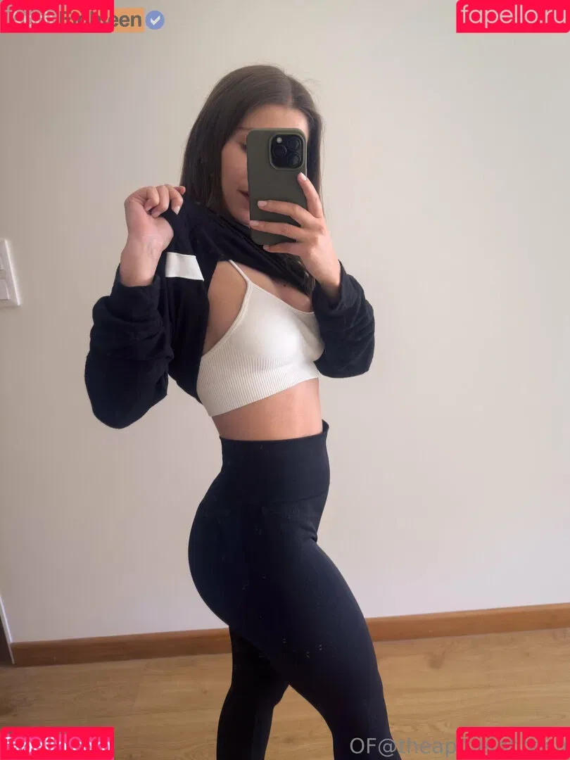 April Eighteen / theaprileighteen / therealapril18 Onlyfans Photo Gallery 