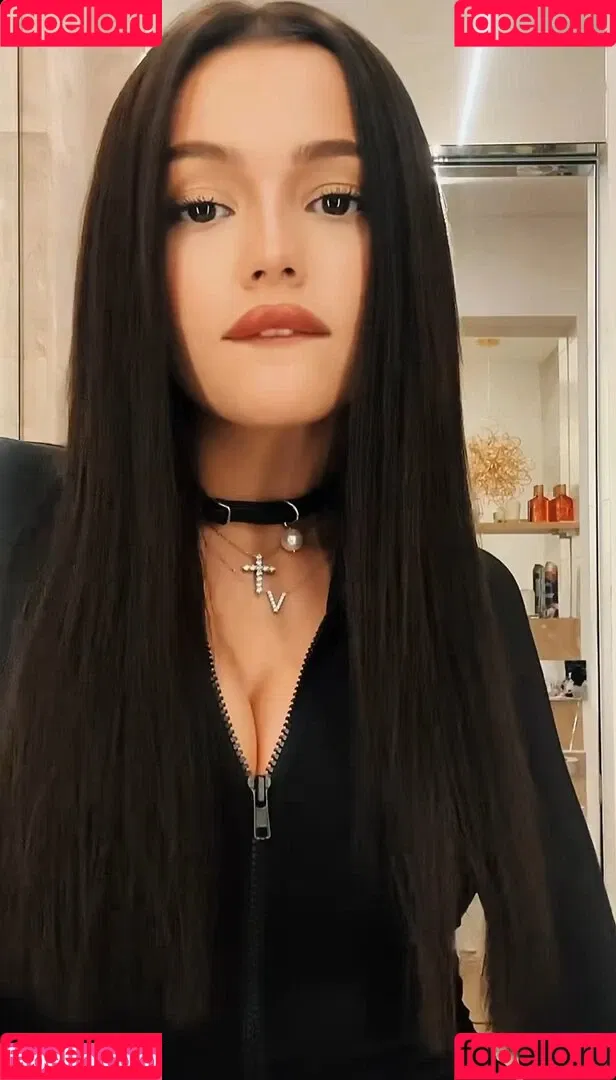 KarnaVal / karna.val Onlyfans Photo Gallery 