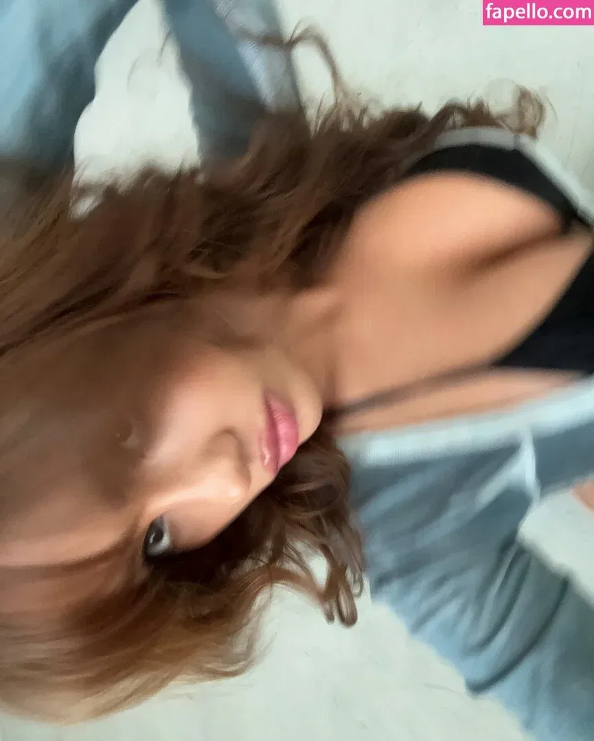 KarnaVal / karna.val Onlyfans Photo Gallery 