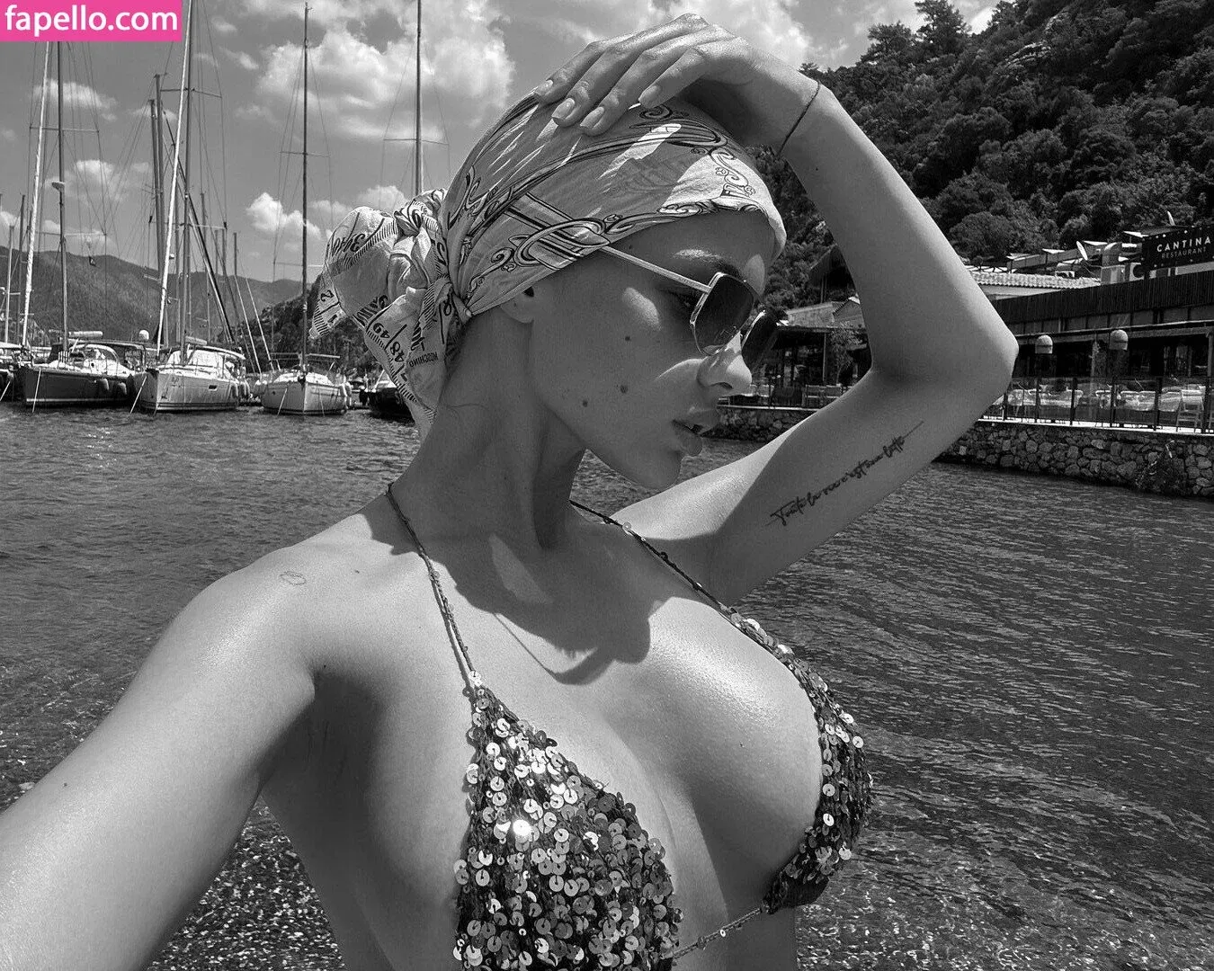 KarnaVal / karna.val Onlyfans Photo Gallery 