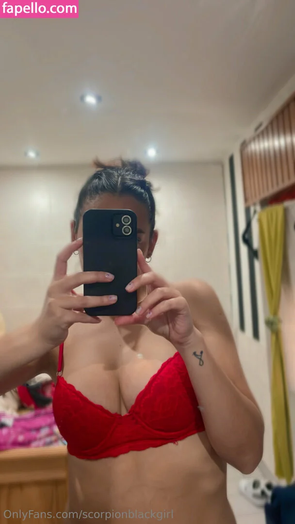 miaska_eniotna Nude Onlyfans Photo 15