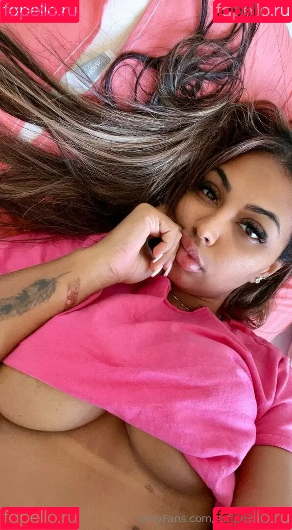 sofiamorenox / sofiemorenox Onlyfans Photo Gallery 