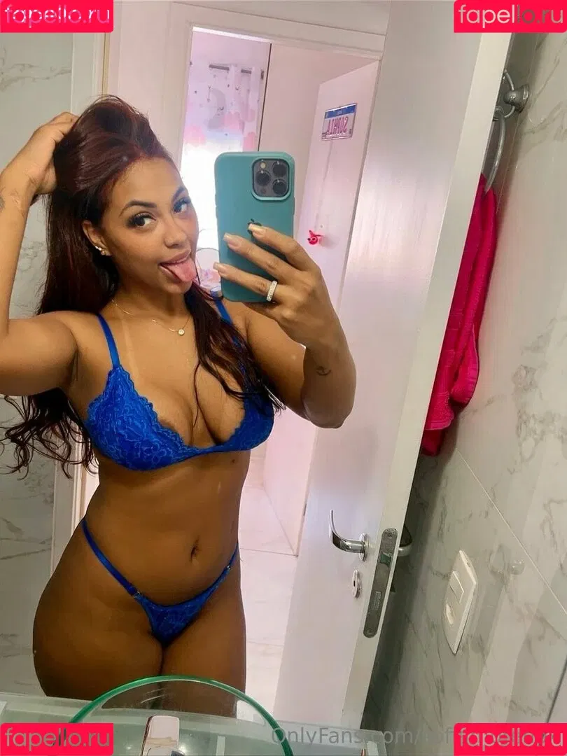 sofiamorenox / sofiemorenox Onlyfans Photo Gallery 